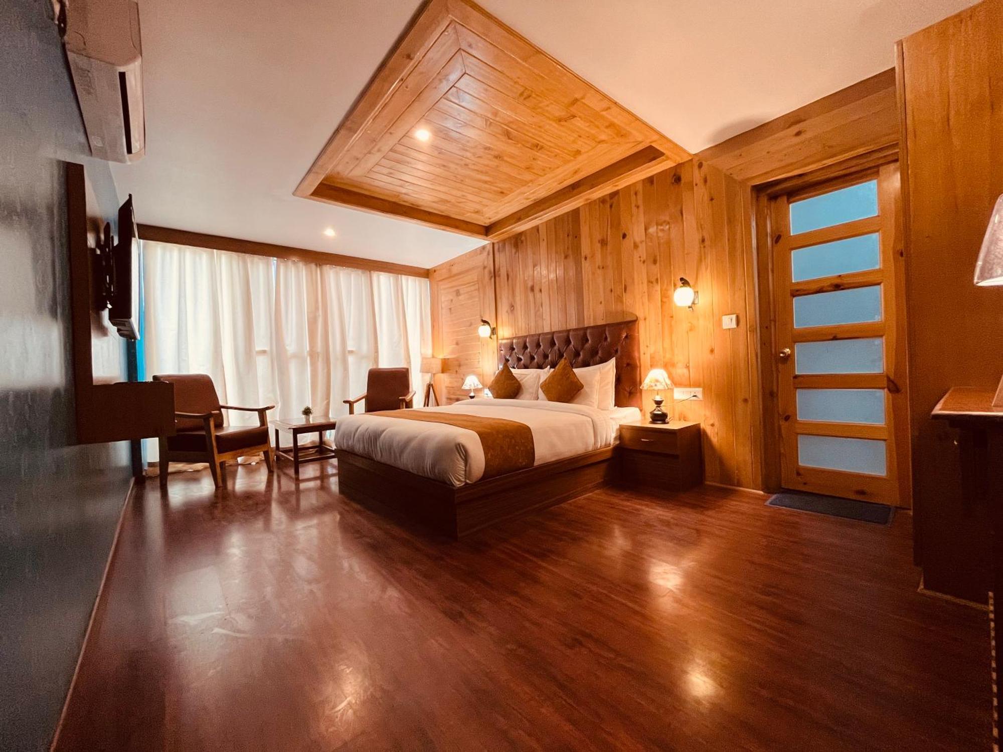 Vista Resort, Manali - ! Near Mall Road !! Hot & Cold Ac Rooms !! Best Selling !! Big Parking !! Luxury Collection !! Open Terrace !! Lift !! Playing Zone !! Property Of The Year ! - Manali (Himachal Pradesh) — Photos 2